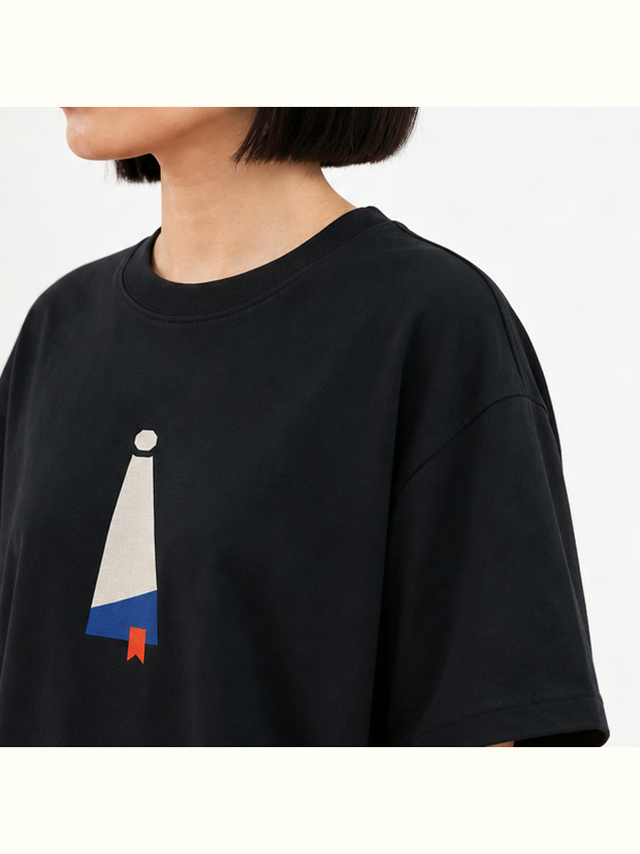 Afterlight Reader Signal Oversized Tee construction and print-detail close view.